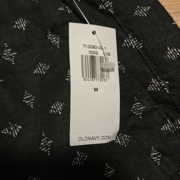 Brand New Old Navy shorts - Picture 3 of 4